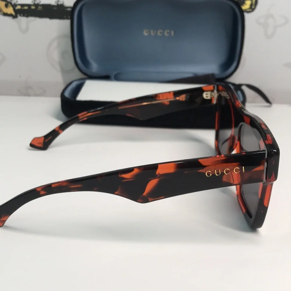 ✨ Brand New Gucci GG0962S 012 Sunglasses – Black with Grey Lenses ✨